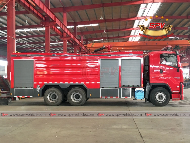 Foam Water Fire Fighting Truck ISUZU - RS